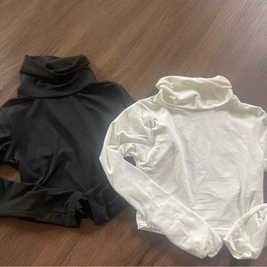 BUNDLE 2 cropped long sleeve turtleneck tops